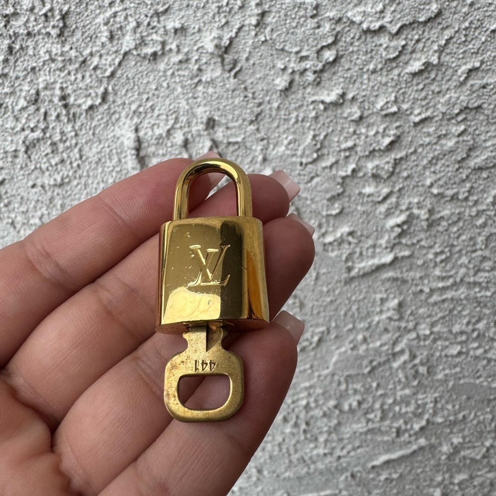 Louis Vuitton Gold Lock & Key Charm #441 - Picture 2 of 6